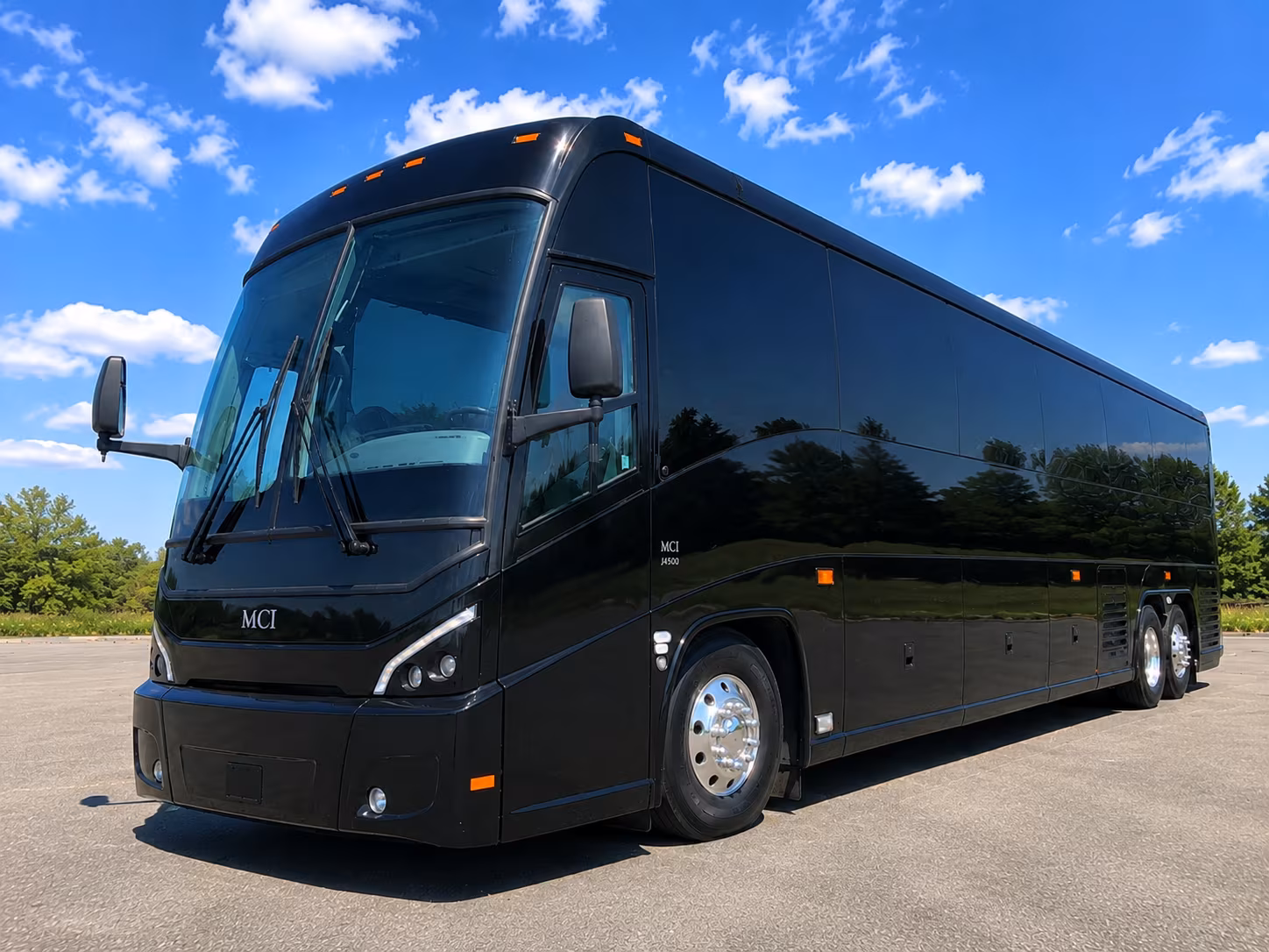 charter buses to fresno chaffee zoo and woodward park for your class