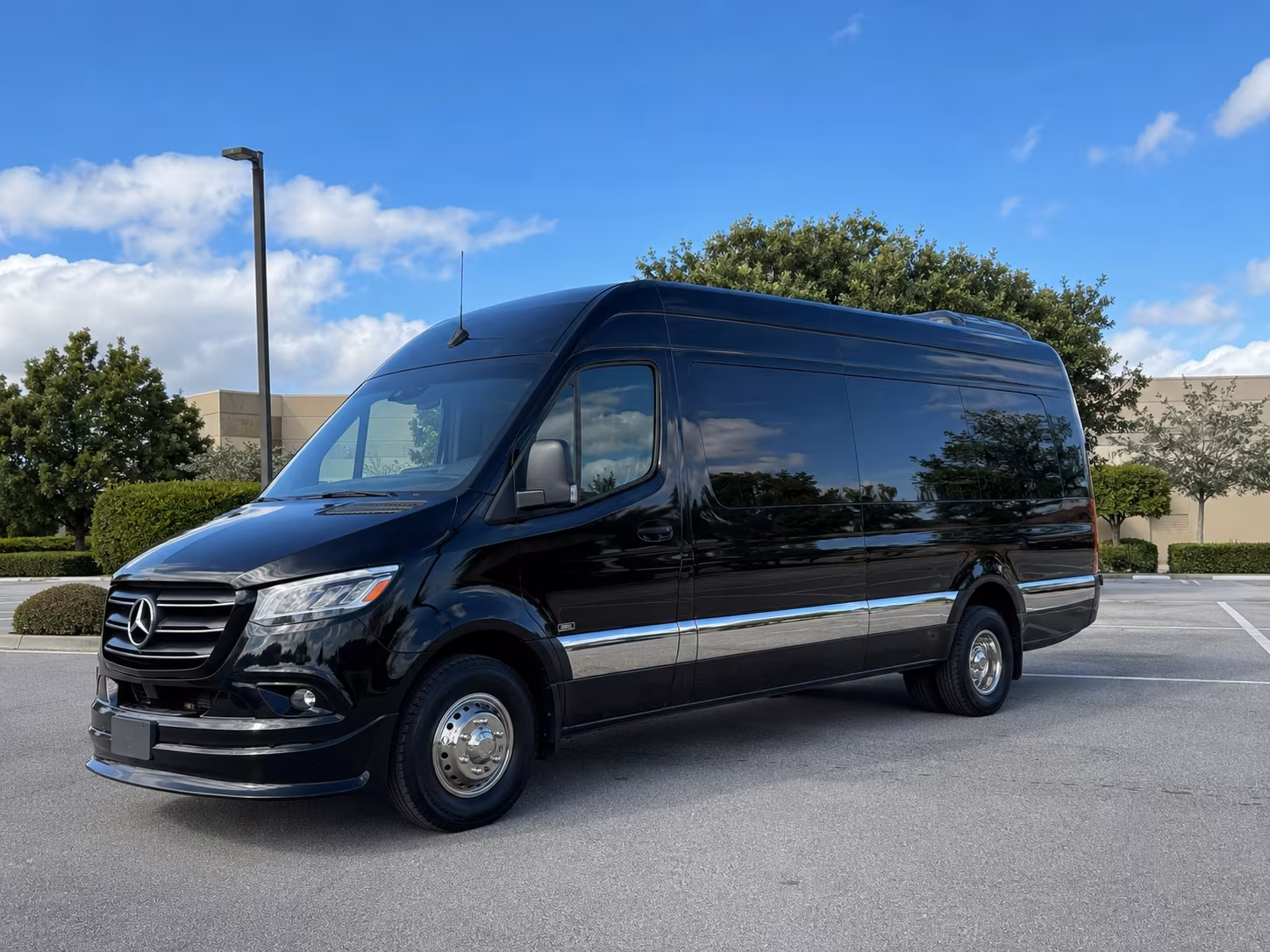 clovis wine tour transportation