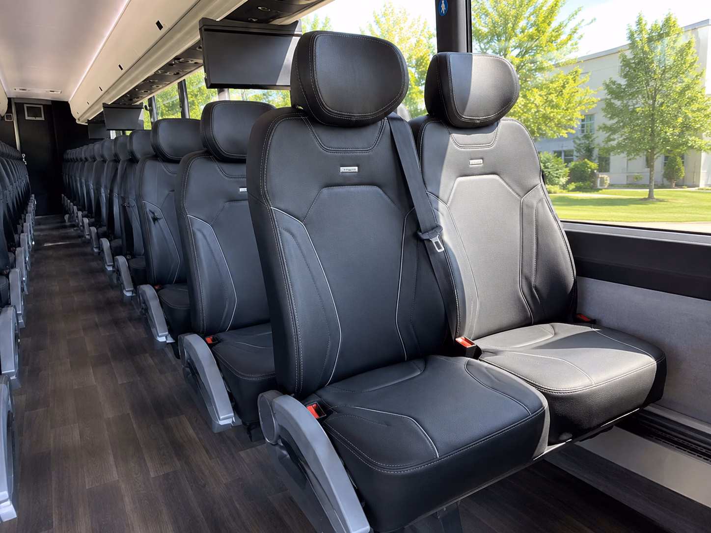 for easy day trip transportation to yosemite and sequoia from fresno