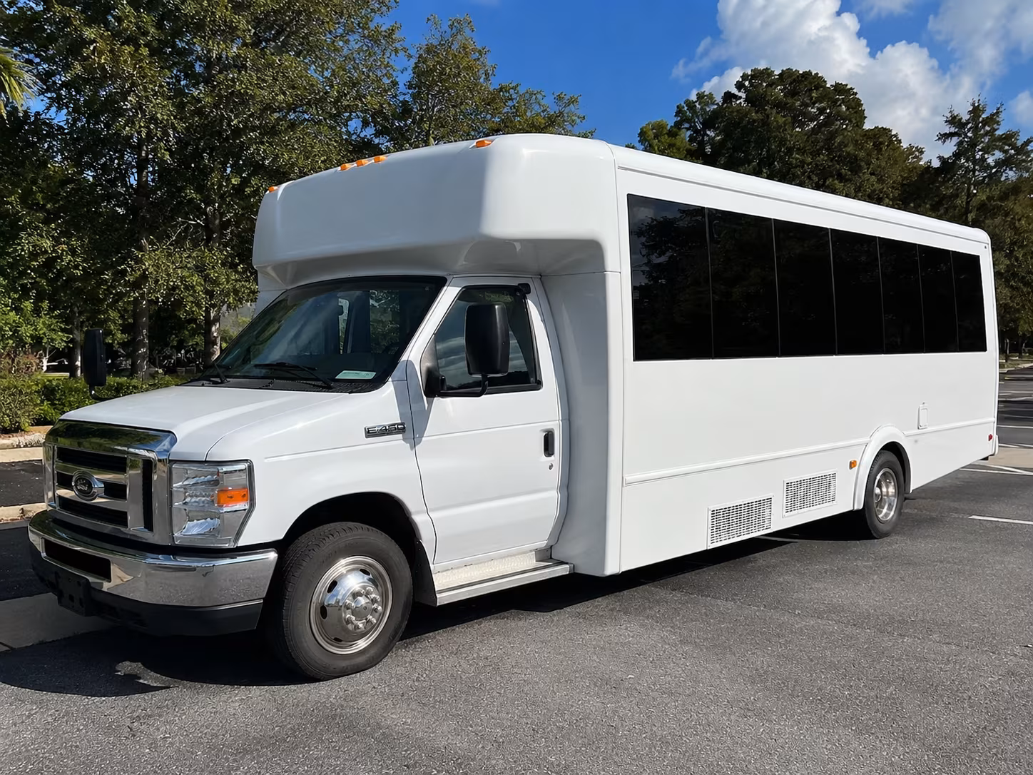 madera wine trail wineries fresno area tasting rooms party bus rental