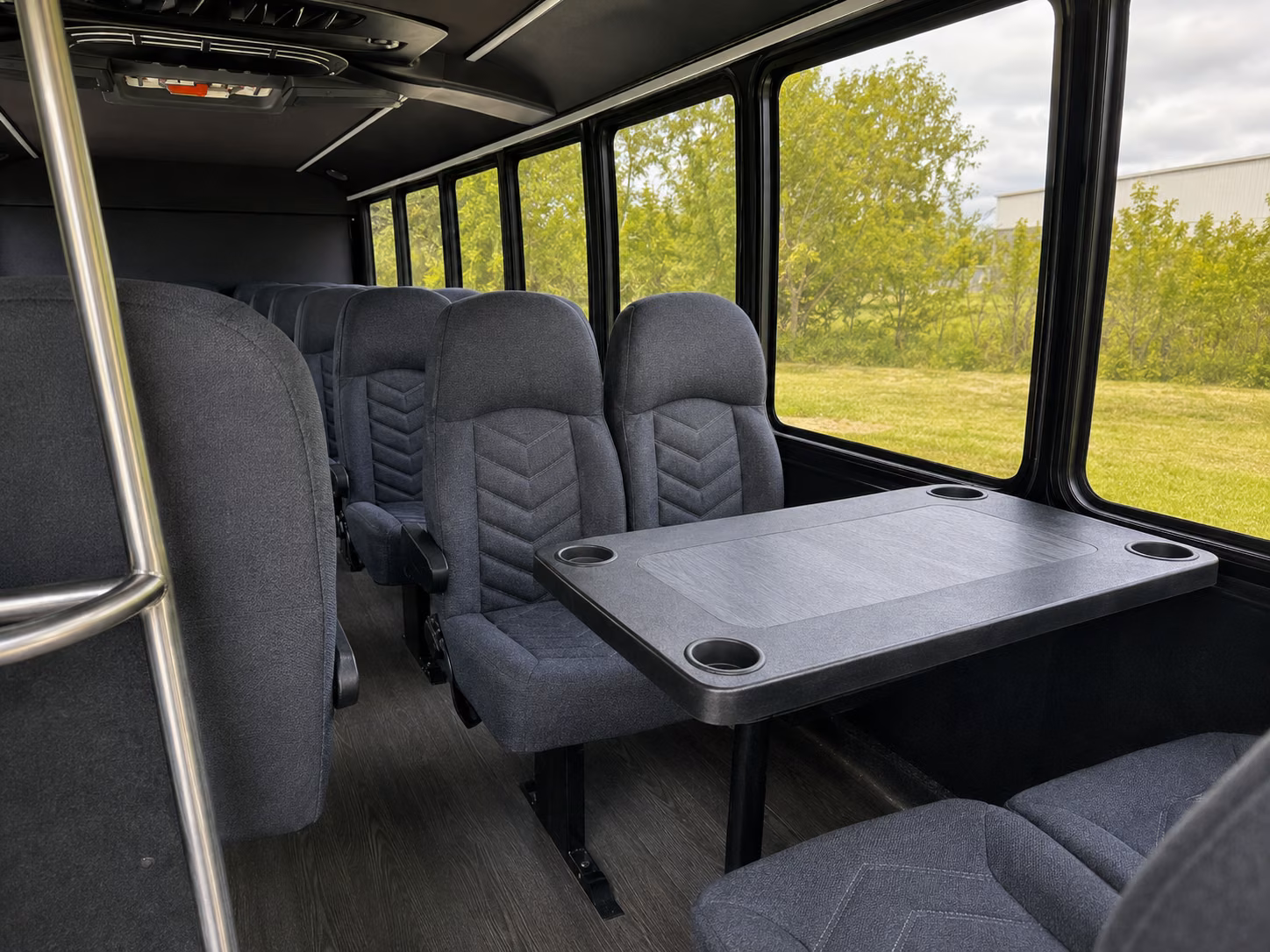 palmdale bus rentals