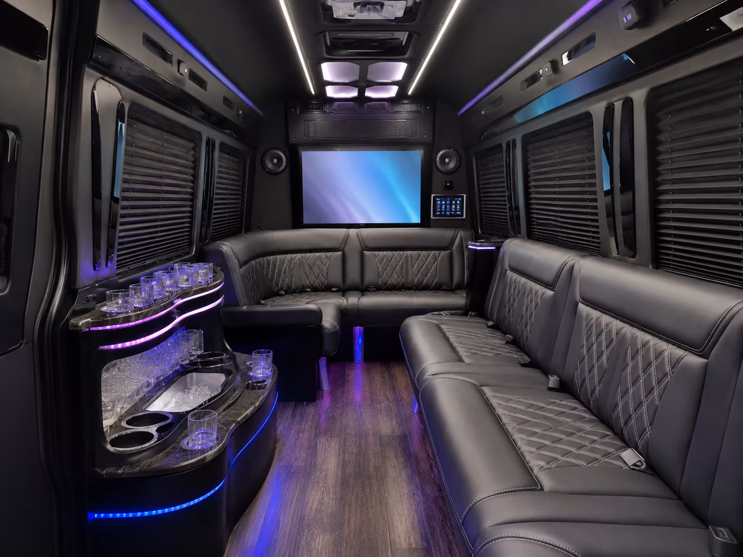 turlock fresno charter buses